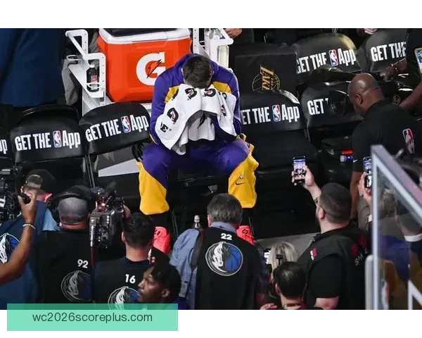 NBA季后赛格局突变巨星对决升级多队争冠形势愈发激烈引爆球迷关注